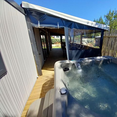 Mobile home 8 persons - Quattro Premium range with Jacuzzi