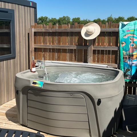 MOBILE HOME 6 people - TRIO PREMIUM JACUZZI