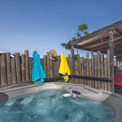 Mobile home 4 persons - Duo Premium 3 Rooms 4 People Jacuzzi + Air Conditioning + TV