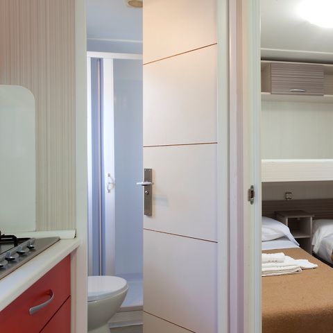 MOBILE HOME 4 people - SENZA VISTA LAGO 24mq terrazzo/veranda chiuso