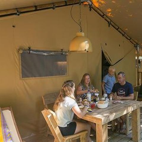 CANVAS AND WOOD TENT 5 people - Bintulu