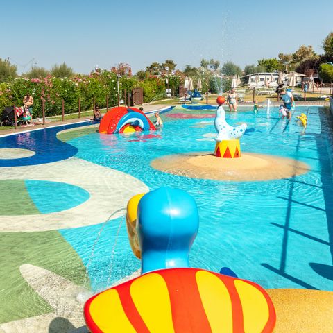 Club Del Sole Spina Family Collection - Ferrara - Image N°5