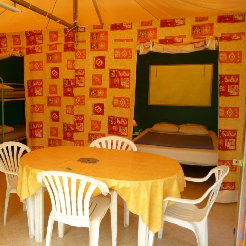 CANVAS BUNGALOW 5 people - KIWI Without sanitary facilities