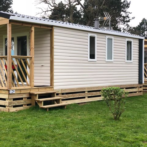 Mobile home 4 persons - Premium 25 m² with covered terrace - 2 bedrooms + TV + Dishwasher + BBQ