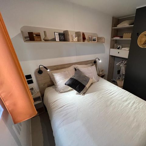 Mobile home 4 persons - Comfort 32m² (2 bedrooms) including covered terrace + TV + BBQ