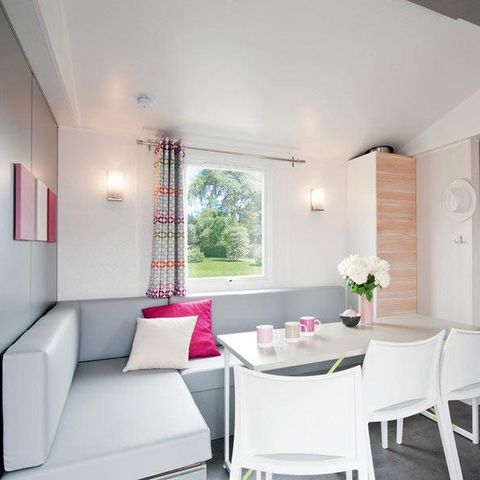MOBILE HOME 6 people - ESPACE PREMIUM- 32m2 air-conditioned and TV - pool view