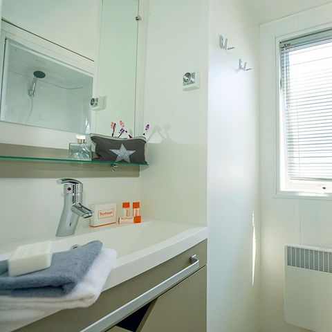 MOBILE HOME 6 people - Mobile-home | Comfort | 3 Bedrooms | 6 Pers. | Single terrace | Air-con.