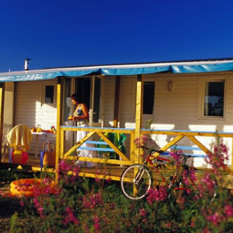MOBILE HOME 6 people - + CLIM