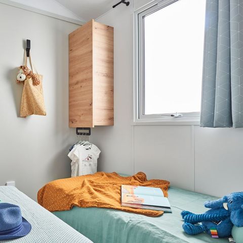 Mobile home 6 persons - Cottage sleeps 6, 3 bedrooms (air conditioning, TV, dishwasher)