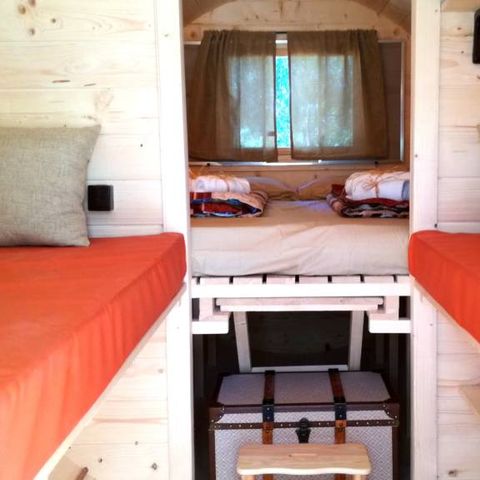 UNUSUAL ACCOMMODATION 4 people - BELLA TENT BARRIQUE - Without sanitary facilities