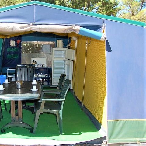 TENT 5 people - ATTREZZATE - Without sanitary facilities