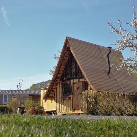 UNUSUAL ACCOMMODATION 4 people - FAERIE COTTAGE