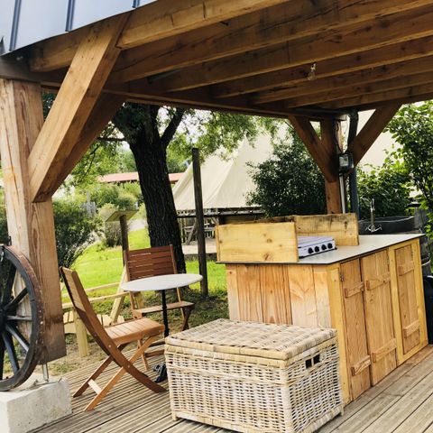 UNUSUAL ACCOMMODATION 2 people - LE GRENIER MANSART