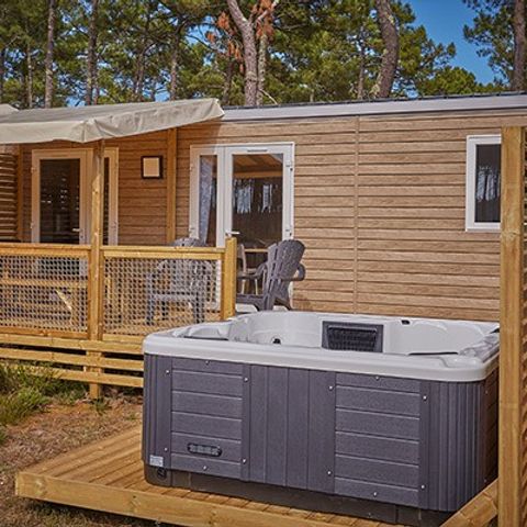 Mobile home 6 persons - Premium Exclusive | 3 Bedrooms | 6 Pers | Raised terrace | Jacuzzi | Air conditioning | TV