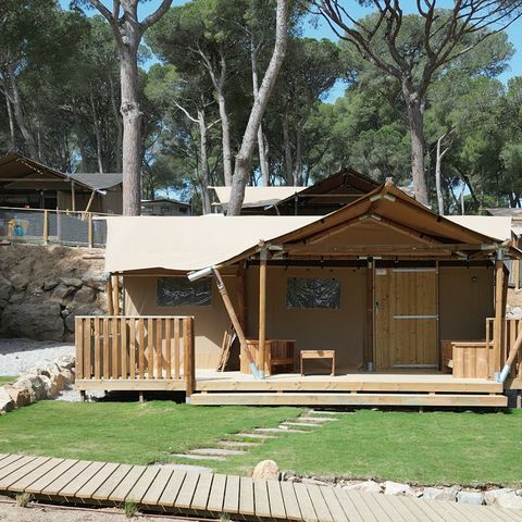 CANVAS AND WOOD TENT 5 people - Illa Roja Shop