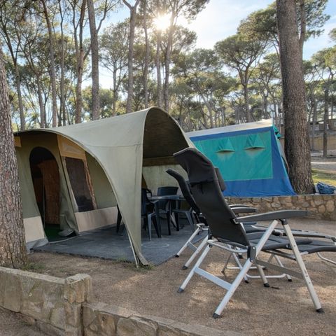 TENT 4 people - Empordà Pet Friendly