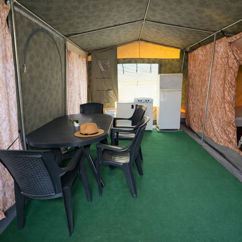 TENT 4 people - Empordà Pet Friendly