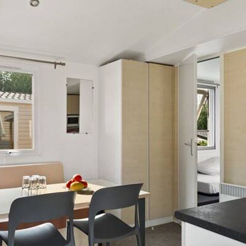 Mobile home 4 persons - Mobile-home | Comfort | 2 Bedrooms | 4 Pers. | Raised terrace | 1 Bathroom | Air-con.