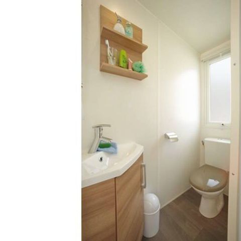 Mobile home 8 persons - Premium | 3 Bedrooms | Sleeps 6-8 people | Semi-covered terrace | 1 Bathroom | Air conditioning