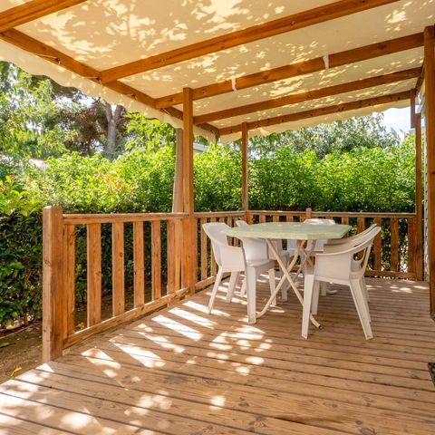 Mobile home 4 persons - Mobile-home | Comfort | 2 Bedrooms | 4 Pers. | Raised terrace | 1 Bathroom | Air-con.