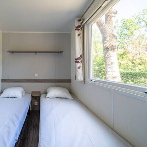 Mobile home 6 persons - Classic | 2 Bedrooms | 6 Pers | Raised terrace | 1 Bathroom | Air conditioning