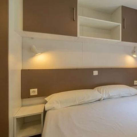 Mobile home 4 persons - Classic | 3 Bedrooms | 4 Pers. | Single terrace | Air-con.