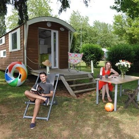 UNUSUAL ACCOMMODATION 4 people
