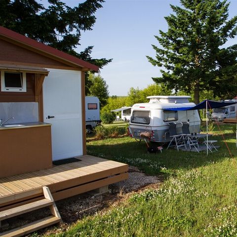 Pitch - Grand Confort pitch with private sanitary facilities