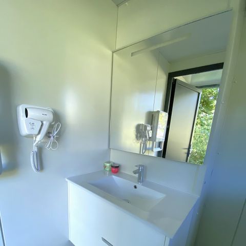 Pitch - Prestige pitch with private sanitary facilities