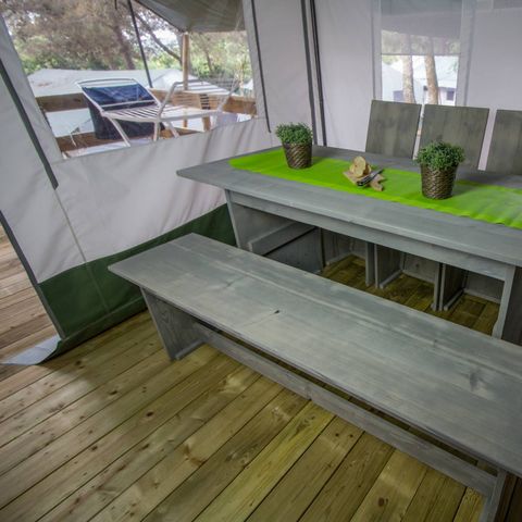 Canvas and wooden tent 5 persons - SAFARI (WITHOUT SANITARY FACILITIES)
