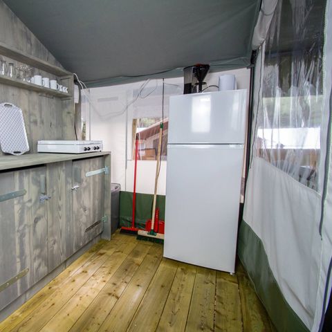 Canvas and wooden tent 5 persons - SAFARI (WITHOUT SANITARY FACILITIES)