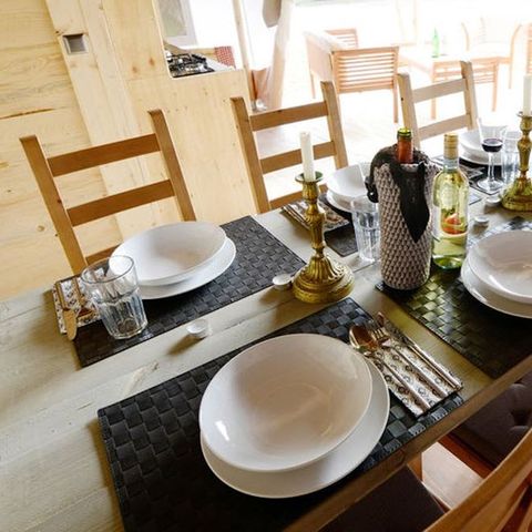 Canvas and wooden tent 5 persons - Safari tent Sorella + sanitary facilities + air conditioning (6P)