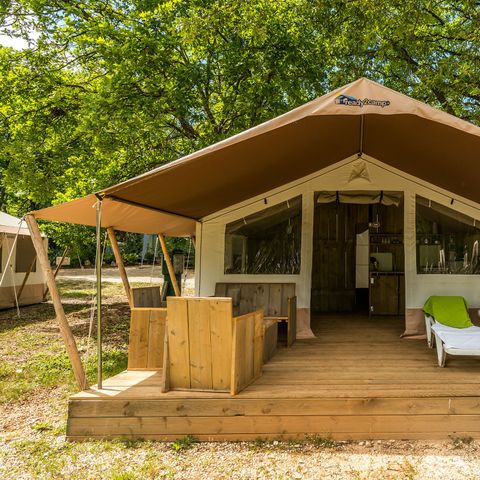 Canvas and wooden tent 4 persons - SAFARI (WITHOUT SANITARY FACILITIES)