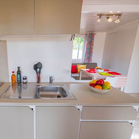 Mobile home 6 persons - Mobil-home | Ultimate | 3 Bedrooms | 6 Pers | Terrace | 2 bathrooms | Air conditioning | TV