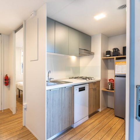 Mobile home 6 persons - Premium | 3 Bedrooms | Sleeps 6 | Lounge Terrace | 1 Bathroom | Air Conditioning | TV