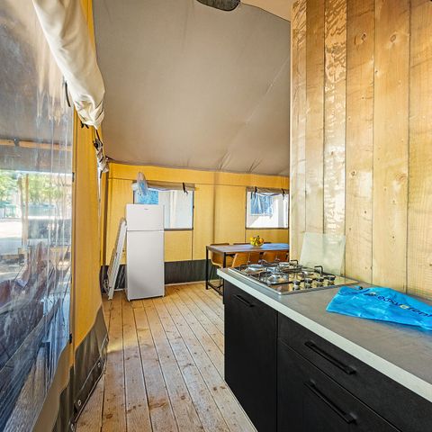 Canvas and wooden tent 4 persons - Safari tent Lodge + airco (6P)