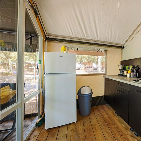 Canvas and wooden tent 4 persons - Safari tent Bella Vista + airco (4P)