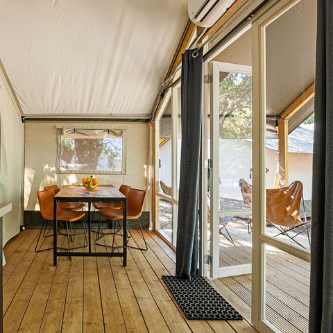 Canvas and wooden tent 4 persons - Safari tent Bella Vista + airco (4P)