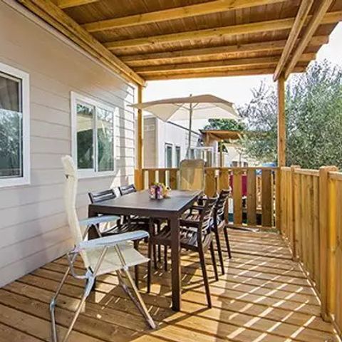 Mobile home 6 persons - Comfort | 2 Bedrooms | Sleeps 4-6 people | Semi-covered terrace | 1 Bathroom | Air conditioning