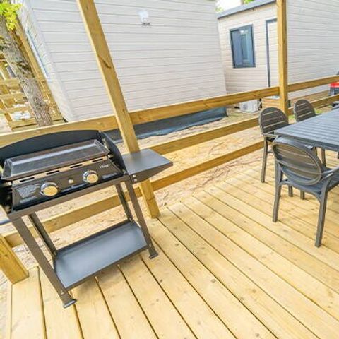 Mobile home 5 persons - Premium | 2 Bedrooms | Sleeps 5 | Semi-covered terrace | 2 Bathrooms | Air-conditioning | TV