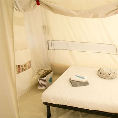 TENT 5 people - Canvas bungalow | 3 Bedrooms | 4/5 People | No bathroom
