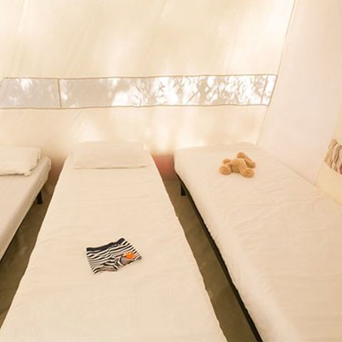 TENT 5 people - Canvas bungalow | 3 Bedrooms | 4/5 People | No bathroom