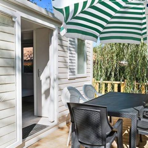 Mobile home 4 persons - Comfort | 2 Bedrooms | 4 Pers. | Terrace, elevated, not covered | Air conditioning