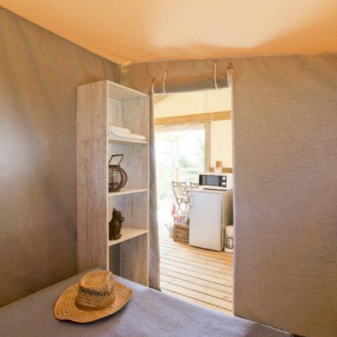 Canvas and wooden tent 5 persons - PILOTIS CABIN