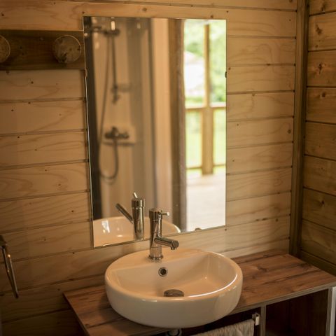 Canvas and wooden tent 5 persons - PILOTIS CABIN