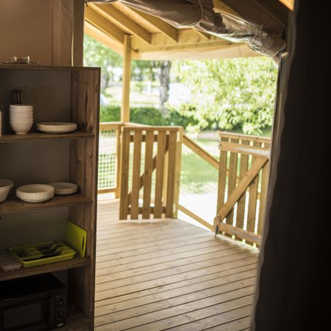 Canvas and wooden tent 5 persons - PILOTIS CABIN