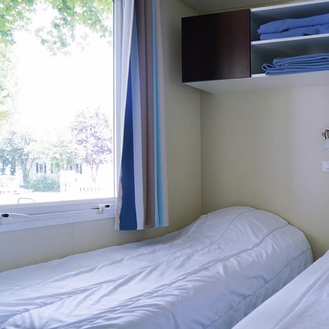 Mobile home 6 persons - Classic XL | 3 Bedrooms | 6 Pers. | Raised terrace | Air conditioning | TV