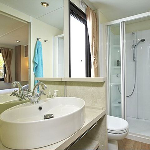 Mobile home 8 persons - Mobile-home | Comfort XL | 3 Bedrooms | 6/8 Pers. | Raised terrace | Air-con.