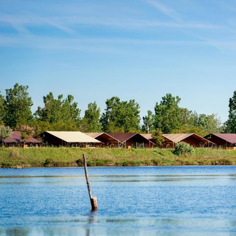 Canvas and wooden tent 6 persons - LODGE ETANG 2CH