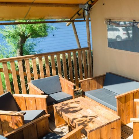 CANVAS AND WOOD TENT 6 people - LODGE Prestige CAMPING